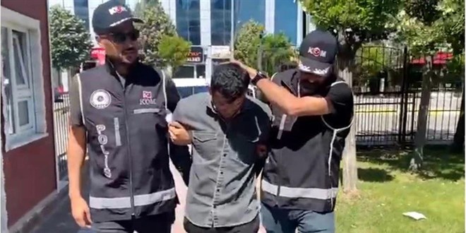 YKS'de yapay zeka ile kopyayı 'tıp fakültesini kazanmak' için çekmiş