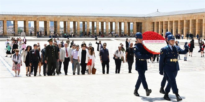 AFSAD'dan Anıtkabir'e ziyaret