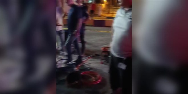 Hatay'da iki otomobilin çarpıştığı kazada 2 kişi öldü