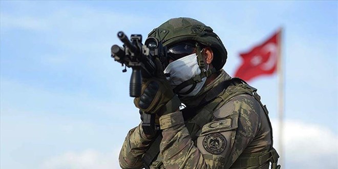 Irak ve Suriye'nin kuzeyinde 17 PKK'lı terörist etkisiz hale getirildi