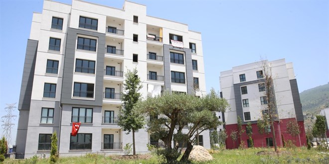 Depremzedeler bayramda misafirlerini yeni evlerinde ağırlayacak