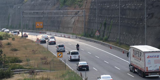 Tatilcilerin dönüş yolculuğu başladı: Bolu geçişi rahat