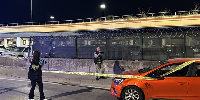 Kocaeli'de cipin kaldırımda çarptığı 2 yaya öldü