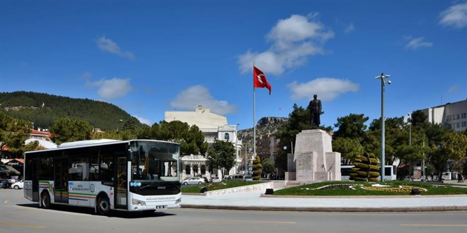 O ilde öğretmenler ve 60-65 yaş arası için ulaşımda indirim dönemi