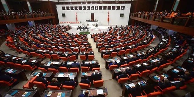 TBMM'nin çalışma süresi uzatıldı