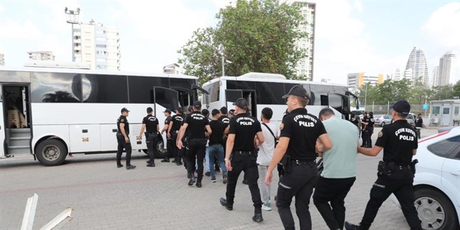 20 ilde yasa dışı bahis operasyonu: 24'ü lisanslı sporcu 71 gözaltı