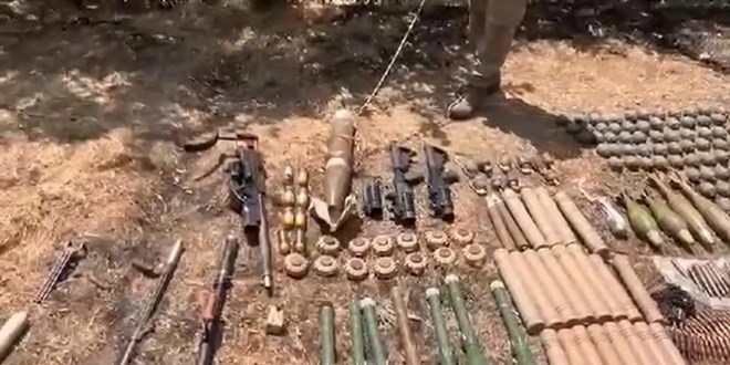 Irak'ın kuzeyinde çok sayıda silah, mühimmat ve teçhizat bulundu