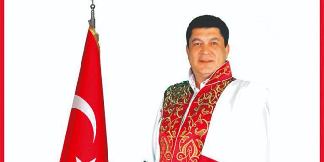 Sahte üniversite sahte diploma! Rektörü de liseli