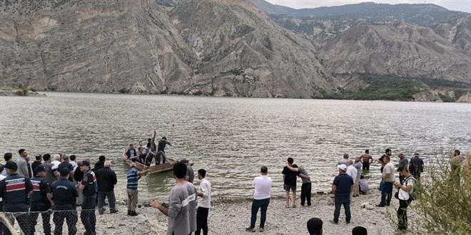 Erzurum'da gölde kaybolan genç aranıyor