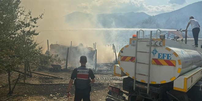 Bartın'da ahır yangınında 24 küçükbaş hayvan telef oldu