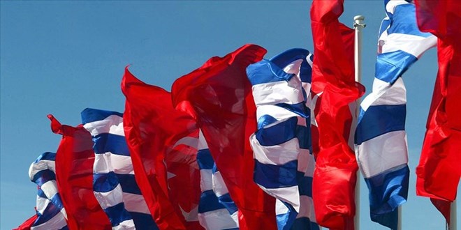 Bloomberg: Türkler Yunanistan'a akın ediyor