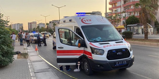 Kaldırımda ceset bulundu, polis cinayet şüphesiyle araştırma başlattı