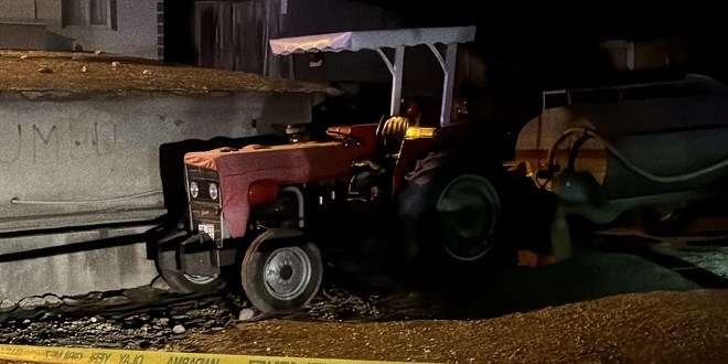 Bolu'da traktörün şaftı ile su tankeri arasına sıkışan kadın öldü