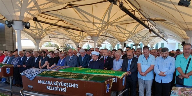 Eski Bakan Şener'in oğlunun öldürdüğü anneanneye veda