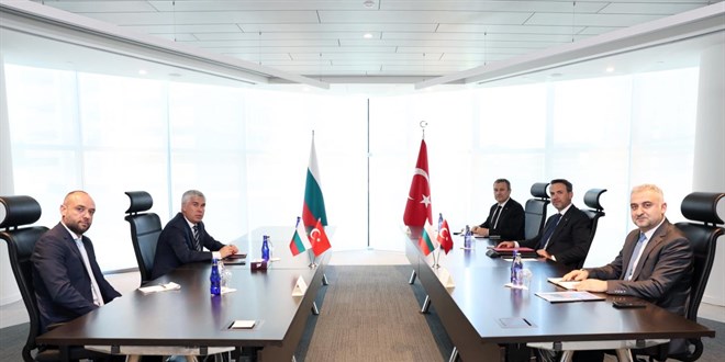 Bakan Bayraktar Bulgar mevkidaşı Malinov ile görüştü