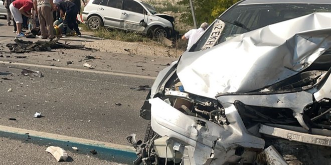 Konya'da zincirleme kaza: 1 ölü, 5 yaralı