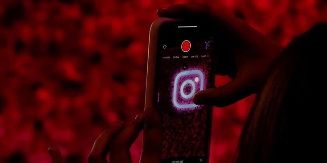AK Parti'den Roblox ve Instagram açıklaması