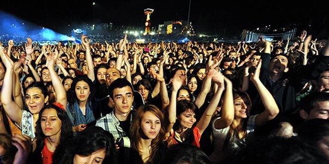 Türkiye'nin genç nüfus oranı projeksiyonları alarm veriyor