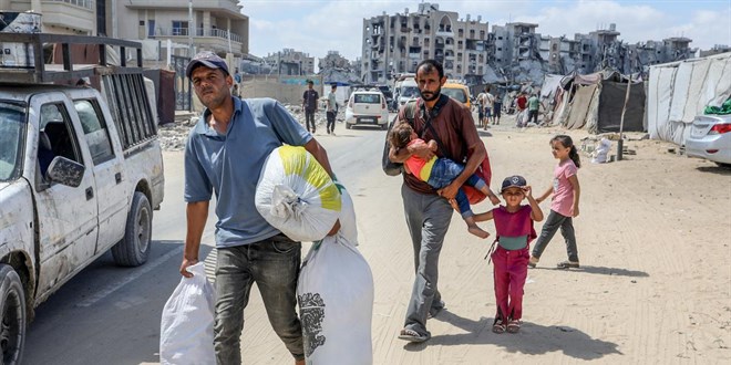 UNRWA: İsrail'in tahliye kararı sonrası 75 binden fazla Filistinli göç etti