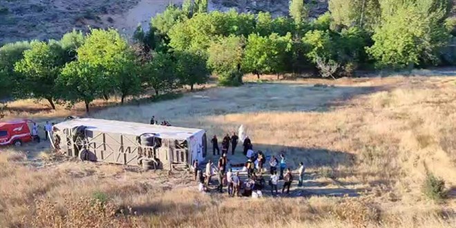 Malatya'da otobüs kazası: 22 yaralı