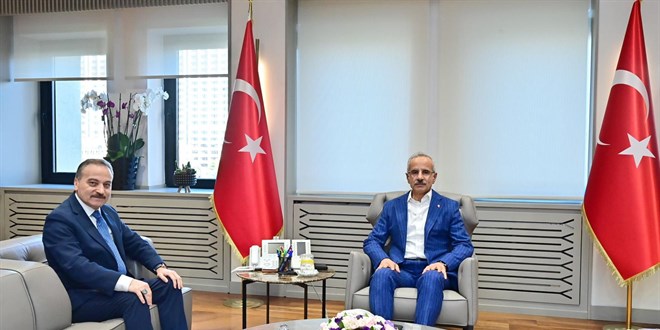 Türk Ulaşım-Sen'den Bakan Uraloğlu'na ziyaret