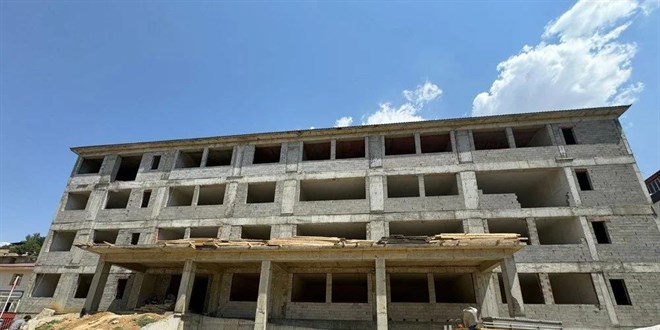 Okul inşaatında feci ölüm: Bekçi asansör boşluğuna düştü