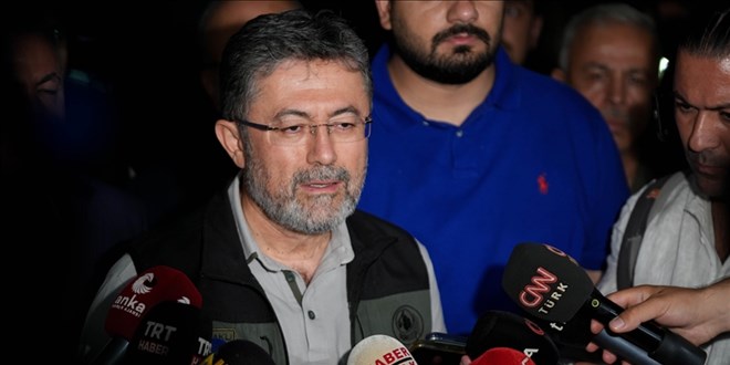 Bakan Yumaklı'dan gece görüşlü helikopter açıklaması