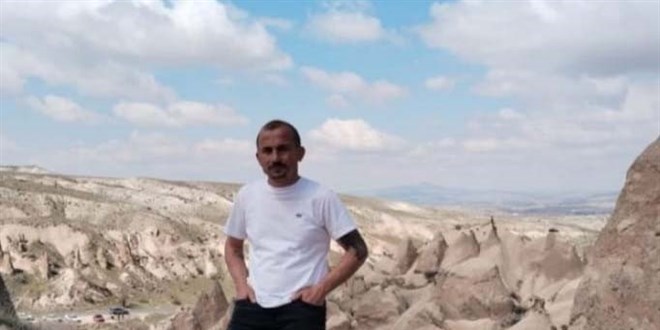 Evinde televizyon karşısında ölü bulundu