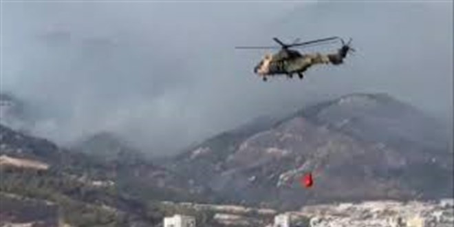 TSK'dan 3 ildeki orman yangınlarını söndürme çalışmalarına helikopterle destek