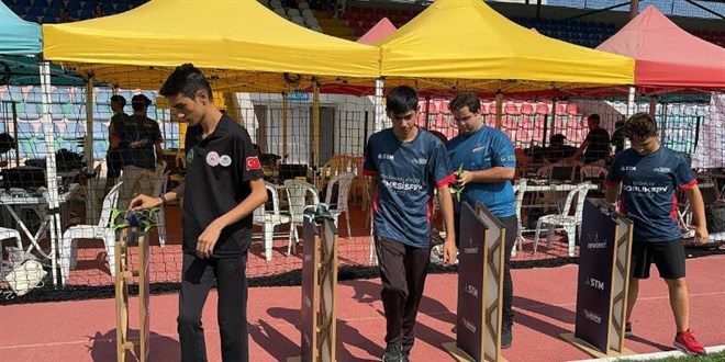 TEKNOFEST Drone Şampiyonası'nın ilk etabı Isparta'da başladı