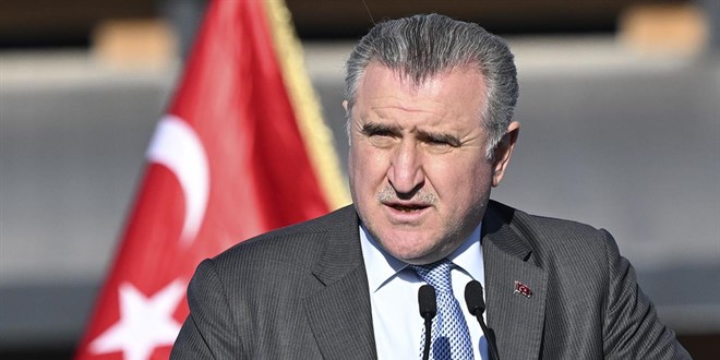 Bakanlıktan afetten etkilenen gençlere 70 milyon lira destek