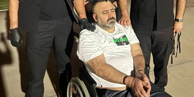 Suç örgütü lideri Karadağ'dan Türkiye'ye getirildi