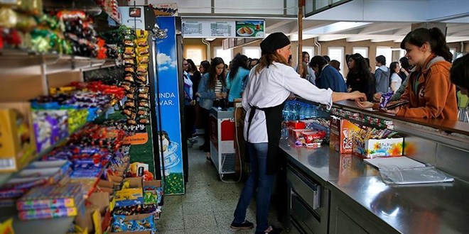 Okullar açılırken uzmanlardan uyarı: Okul kantinlerine dikkat!