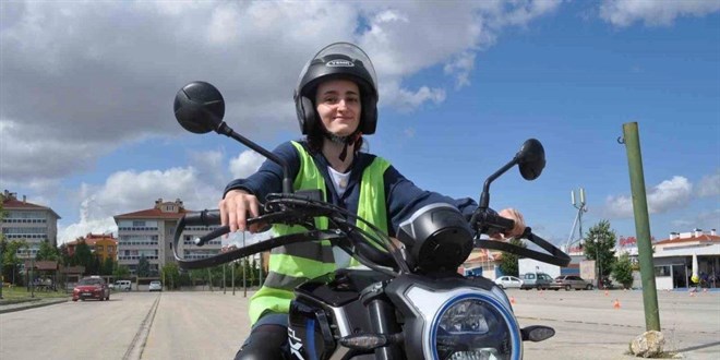 Motosiklet ehliyeti talebi katlandı