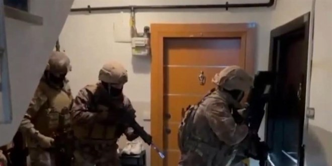 İstanbul'da organize suç örgütlerine operasyon: 23 gözaltı