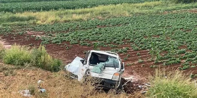 Tarım işçilerini taşıyan pikap devrildi: 1 ölü, 8'i ağır 22 yaralı