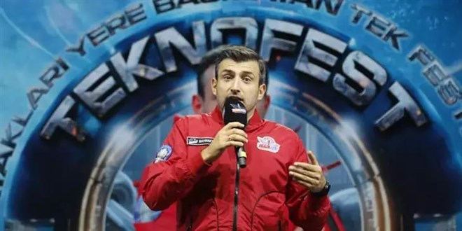 'Dünya maalesef çok korkunç bir karanlığa doğru gidiyor'