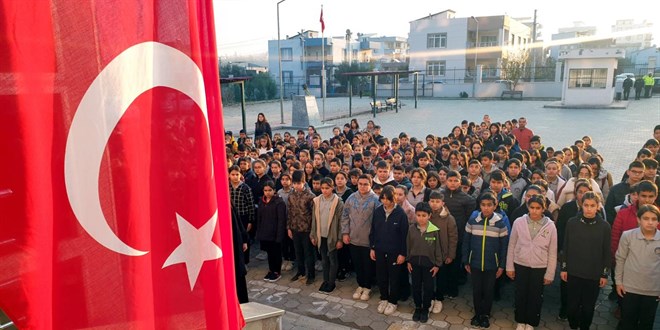 Okullarda yarın şehitler için saygı duruşunda bulunulacak