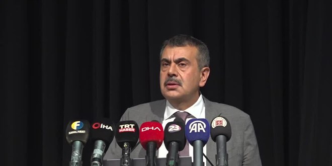 Bakan Tekin: Maneviyatı güçlü bireyler yetiştirmek gerektiğine inanıyorum