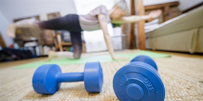 Oturarak çalışıyorsanız ne kadar spor yapmalısınız?