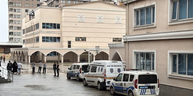 Rize'de merdiven boşluğuna düşen öğrenci hayatını kaybetti