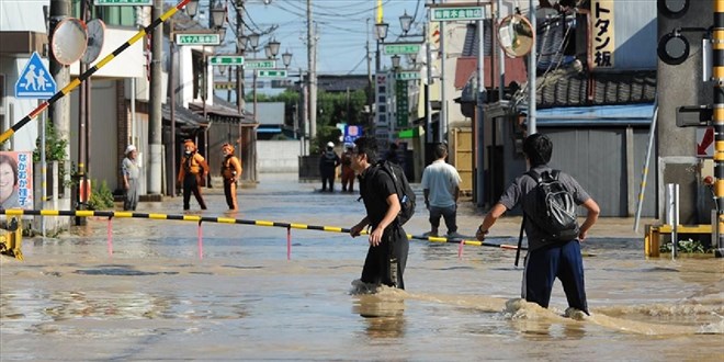 Japonya'da sel tehdidi: 50 bin kişi için tahliye emri verildi