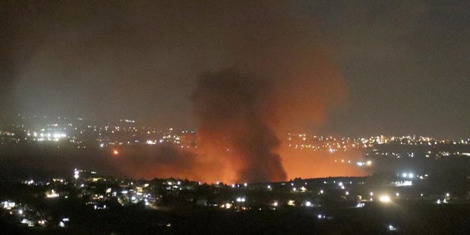 Katil İsrail Lübnan'da yeni hava saldırıları düzenledi