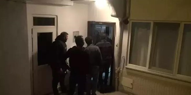FETÖ hükümlüsü saklandığı evde yakalandı