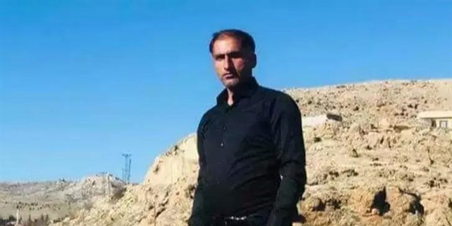 TIR'ın çarptığı 3 çocuk babası kurtarılamadı