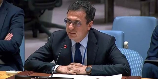 Almanya'da ikamet izni olmayan Türklerin geri gönderileceği iddiası yalanlandı