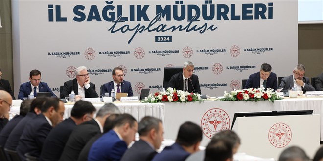 Sağlık Bakanı Memişoğlu, il sağlık müdürleri ile bir araya geldi
