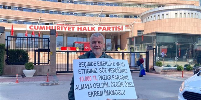 CHP Genel Merkezi önünde Ekrem İmamoğlu protestosu