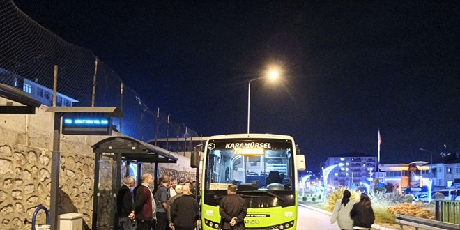 Halk otobüsünde bıçaklı saldırıya uğrayan kişi öldü
