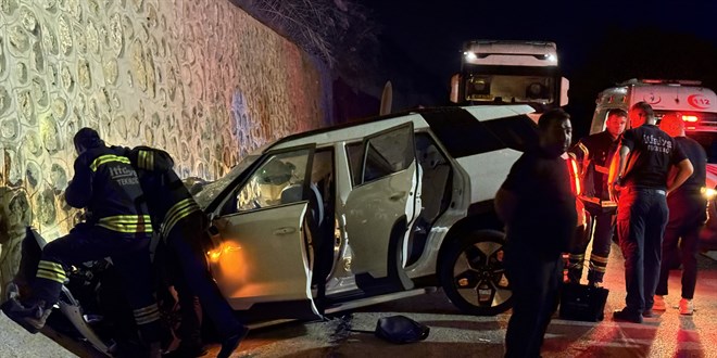 Tekirdağ'da feci kaza: İki doktor öldü